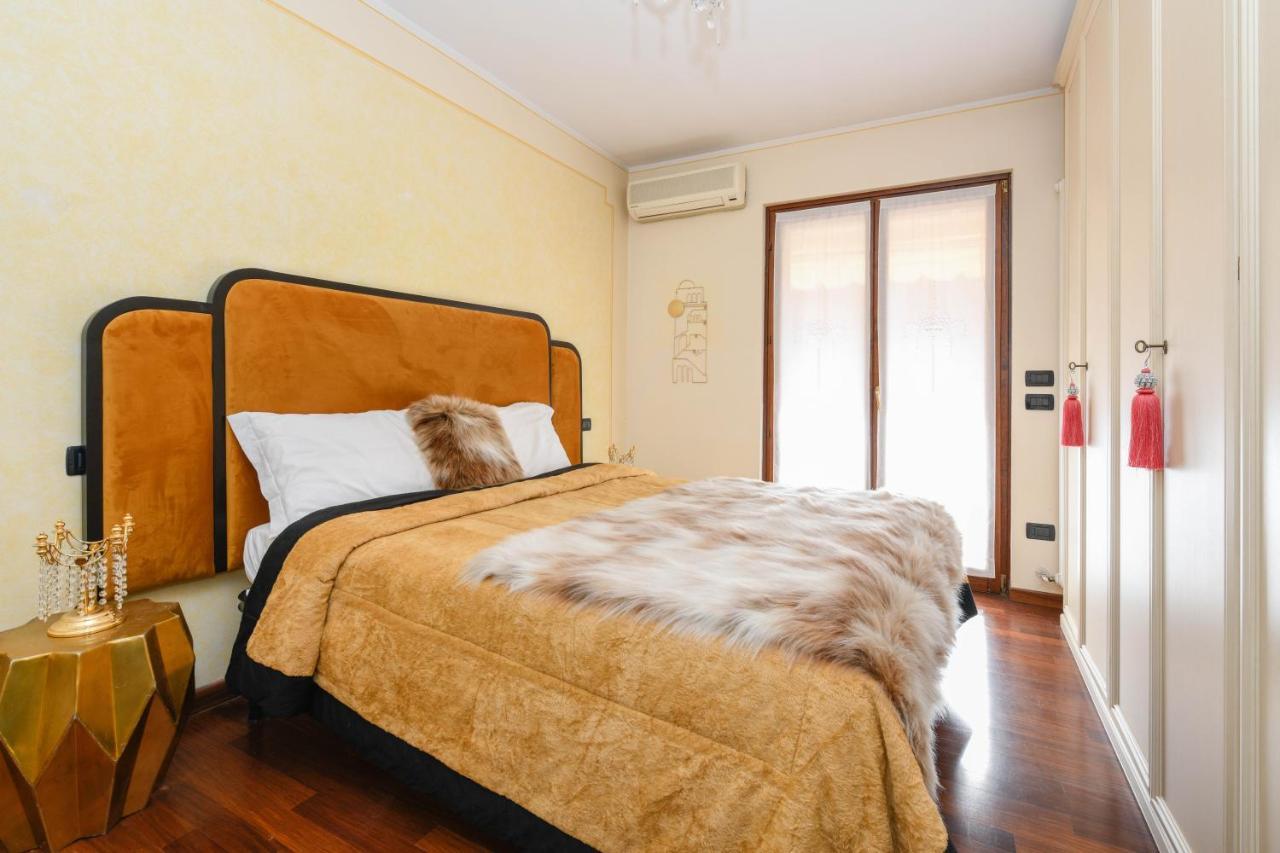 Prestige Apartment Сирмионе Экстерьер фото